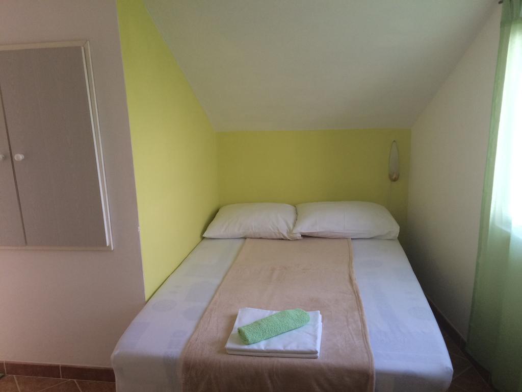 Apartments Nina Omišalj المظهر الخارجي الصورة